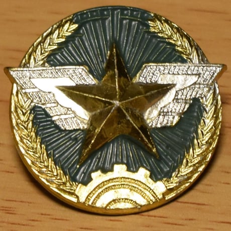 ベトナム人民空軍帽章