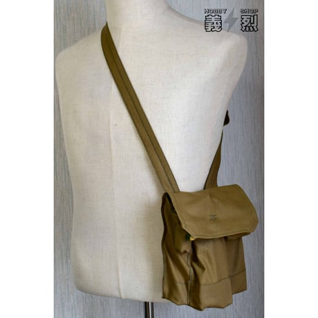 北ベトナム人民軍AK-47用３ポケットマガジンポーチ(複製品)