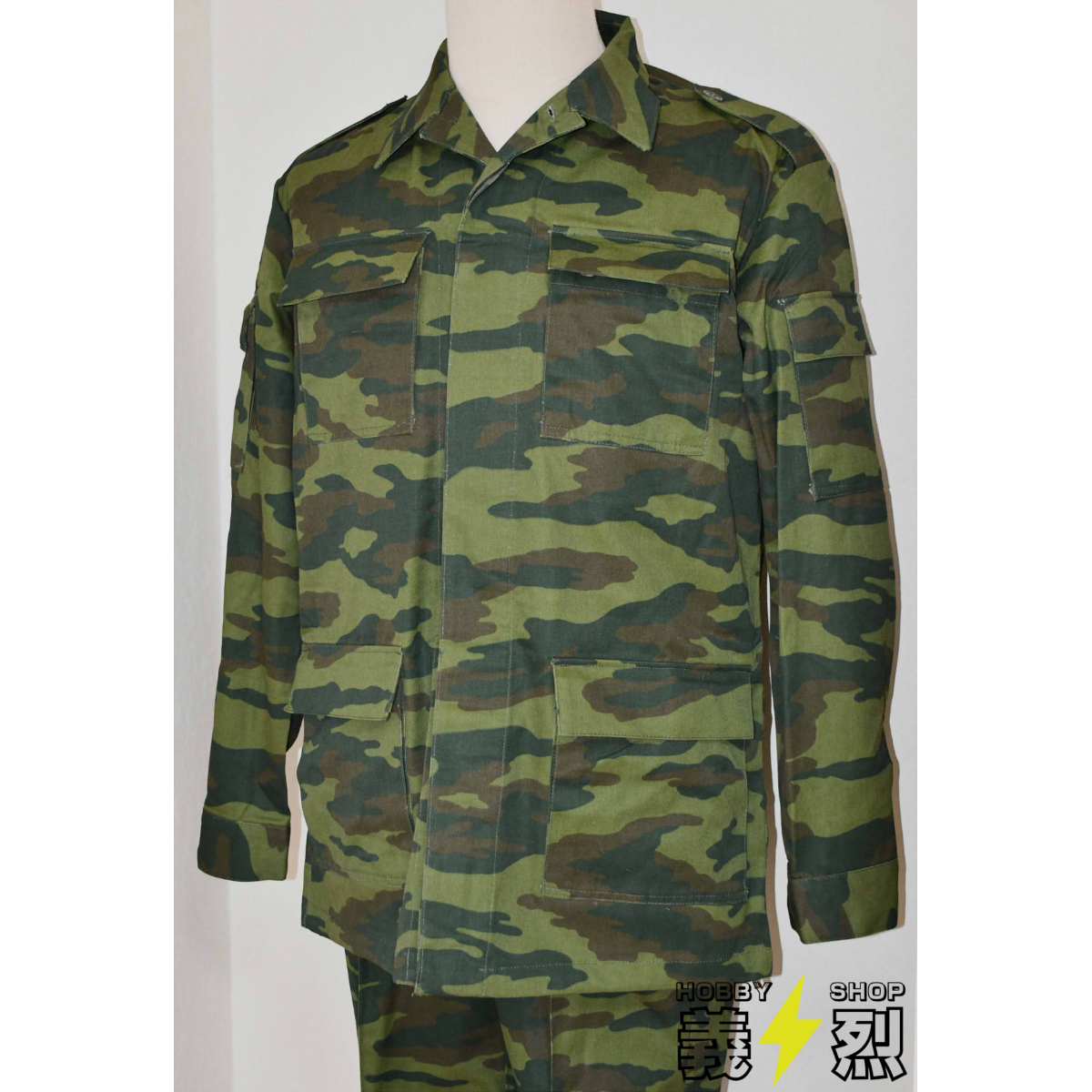 ロシア軍フローラ迷彩 サイズ52-4 Amazon | ロシア軍 迷彩服 フローラ迷彩 戦闘服 実物 50/4 2 | 戦闘服 通販