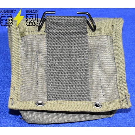 米軍ファーストエイドキットポーチ(赤十字) ・復刻品