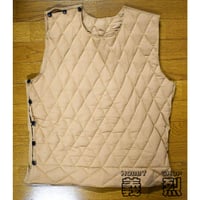 ベトナム人民軍防寒ベスト（カーキ）・復刻品