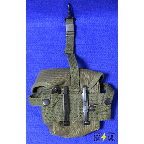 米軍M1956ユニバーサルアムニッションポーチ・復刻品