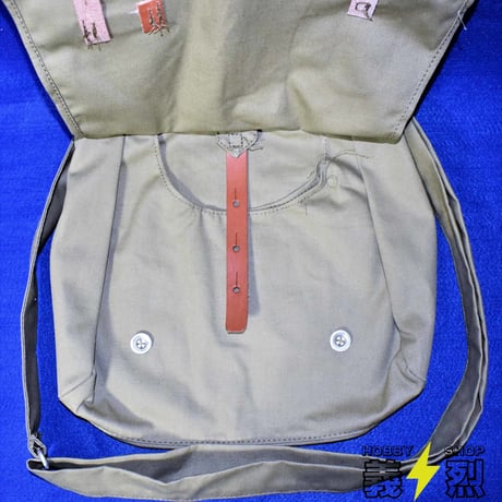 中国国民党軍雑嚢・復刻品