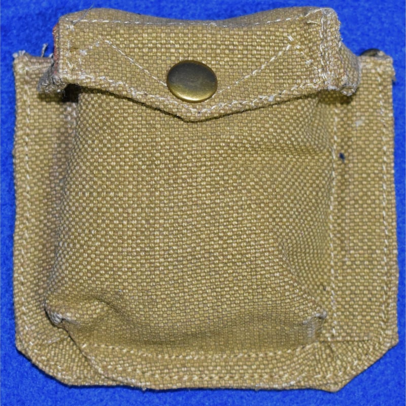 実物】イギリス軍P37装備一式(1940年代製) WW2イギリス軍P37装備拳銃弾