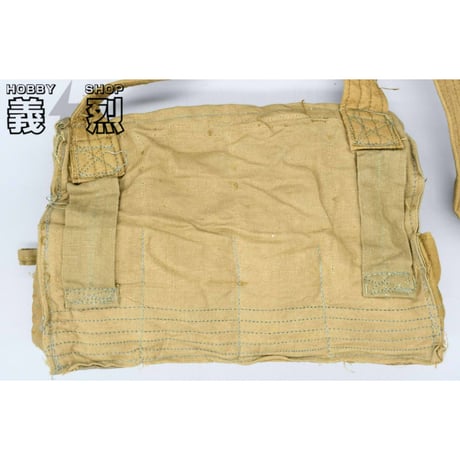 中国軍50年代製グレネードポーチ