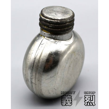ソビエト軍油缶