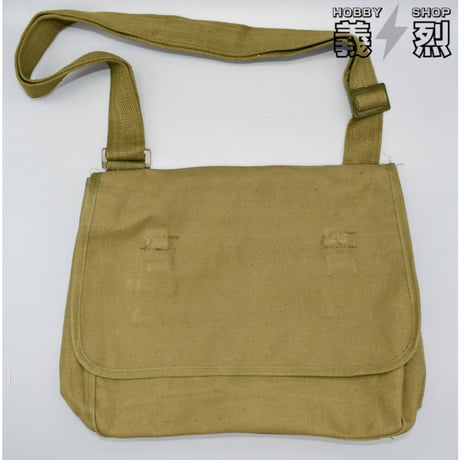 中国軍65式雑のう(カーキ色)