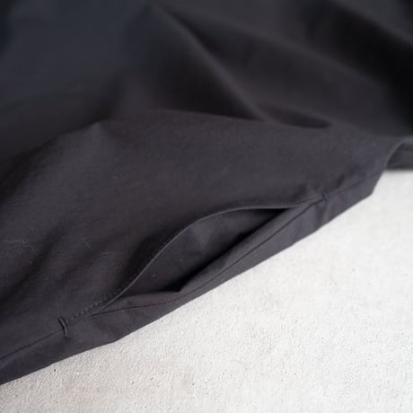 open collar pullover one piece/black