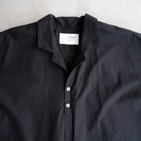 open collar pullover one piece/black