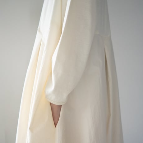 mixed fabric panel dress/kinari