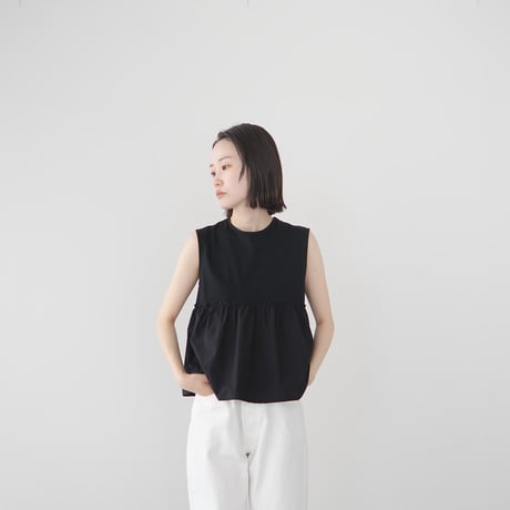 organic long-staple cotton/gathered sleeveless top /black