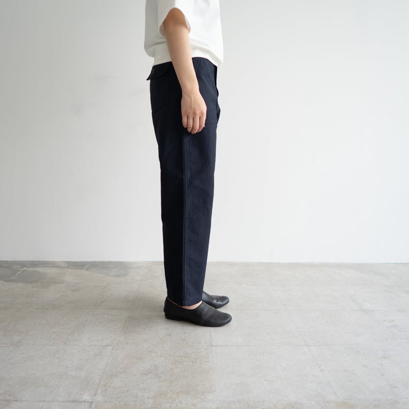 back satin/baker pants/carbon/size1.2 | FRECKLE