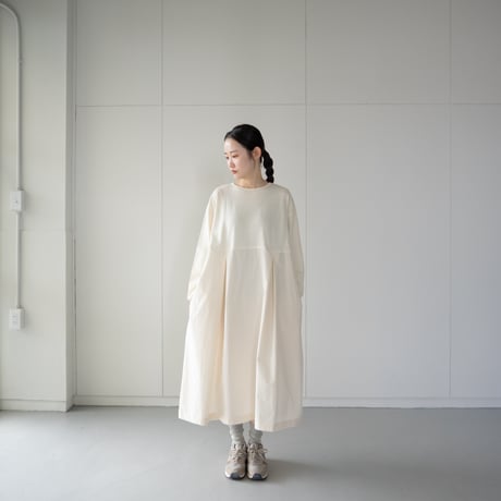 mixed fabric panel dress/kinari