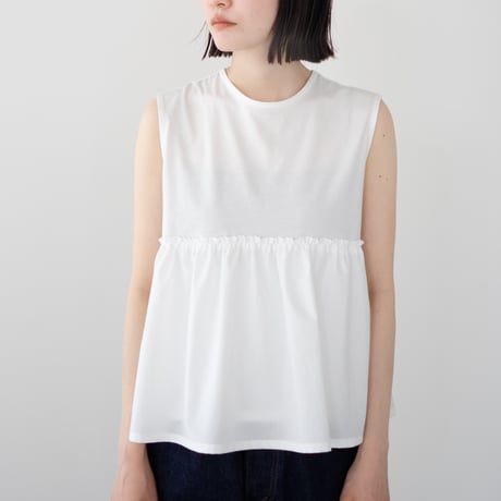 organic long-staple cotton/gathered sleeveless top /white