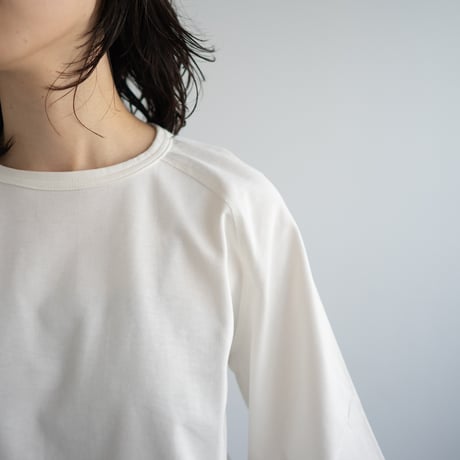 mvs cotton/half sleeve tshirt/white
