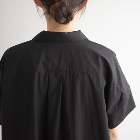 open collar pullover one piece/black