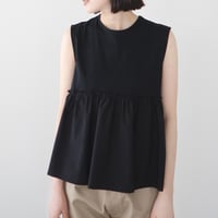 organic long-staple cotton/gathered sleeveless top /black