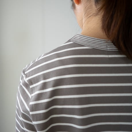 border border long sleeve tee/gray