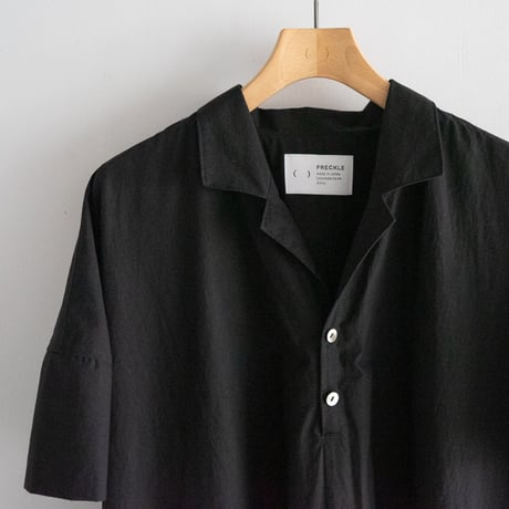 open collar pullover one piece/black