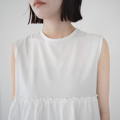 organic long-staple cotton/gathered sleeveless top /white
