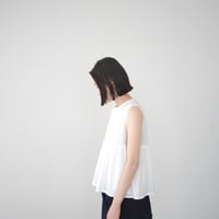 organic long-staple cotton/gathered sleeveless top /white