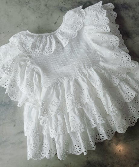 （select）パンチングレースブラウス