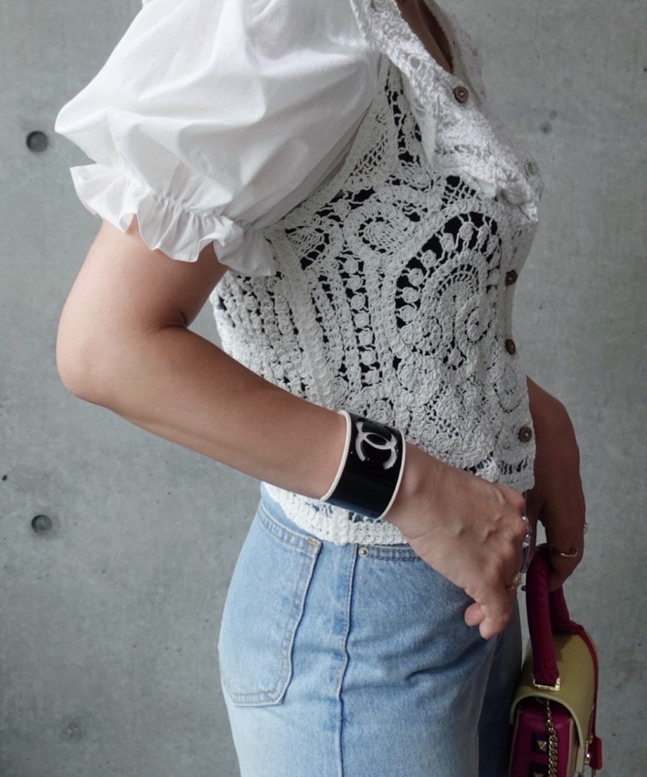 687211ab5b4cc5f755d61d51