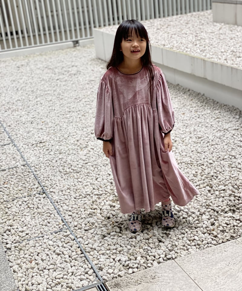 bebe organic ベロアワンピース　2Y 25AW】Bebe Organic(べべオーガニック)Zora Apron Dress Padded