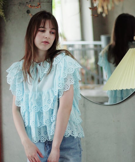 （select）パンチングレースブラウス