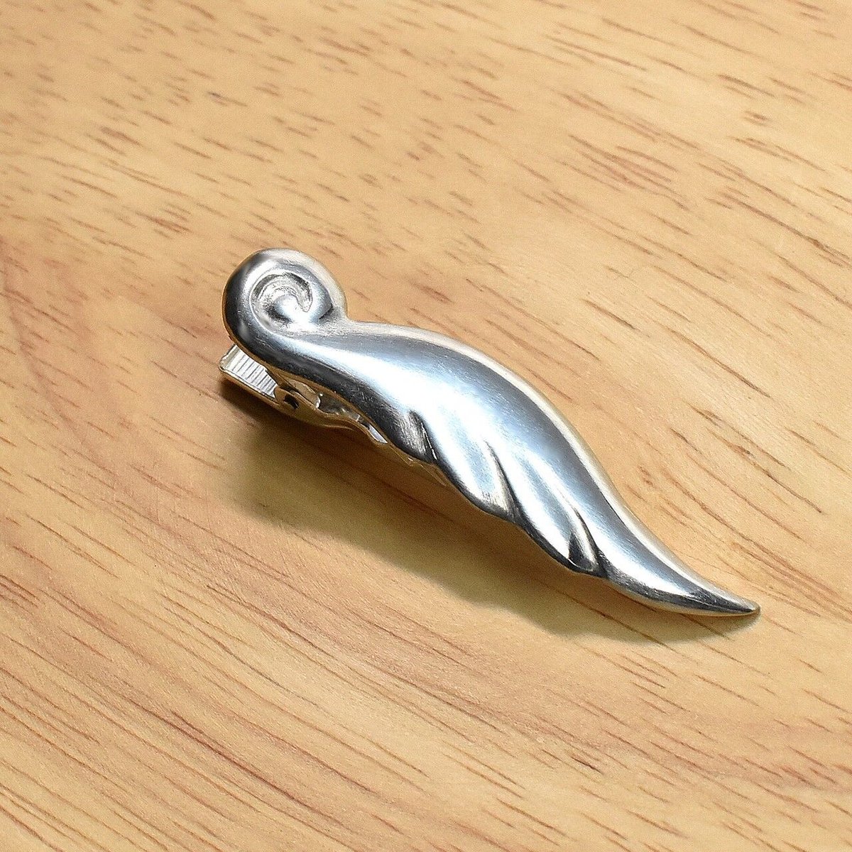 船デザイン ネクタイピン シルバー　氷川丸　ブローチ　アクセサリー 船デザイン ネクタイピン シルバー 氷川丸 ブローチ