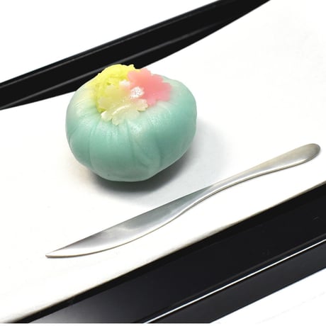 銀の菓子切り サイズ中【一点物】