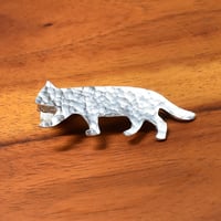 猫 シルエット 槌目模様 シルバーネクタイピン