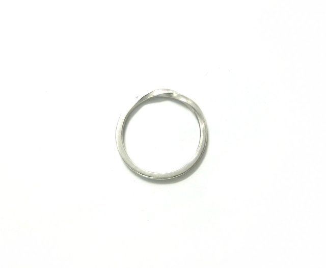 捻り入りシルバーリング 1.5mm幅 | シルバーアクセサリー工房