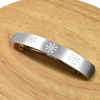 花模様 シルバーバレッタ  Mサイズ