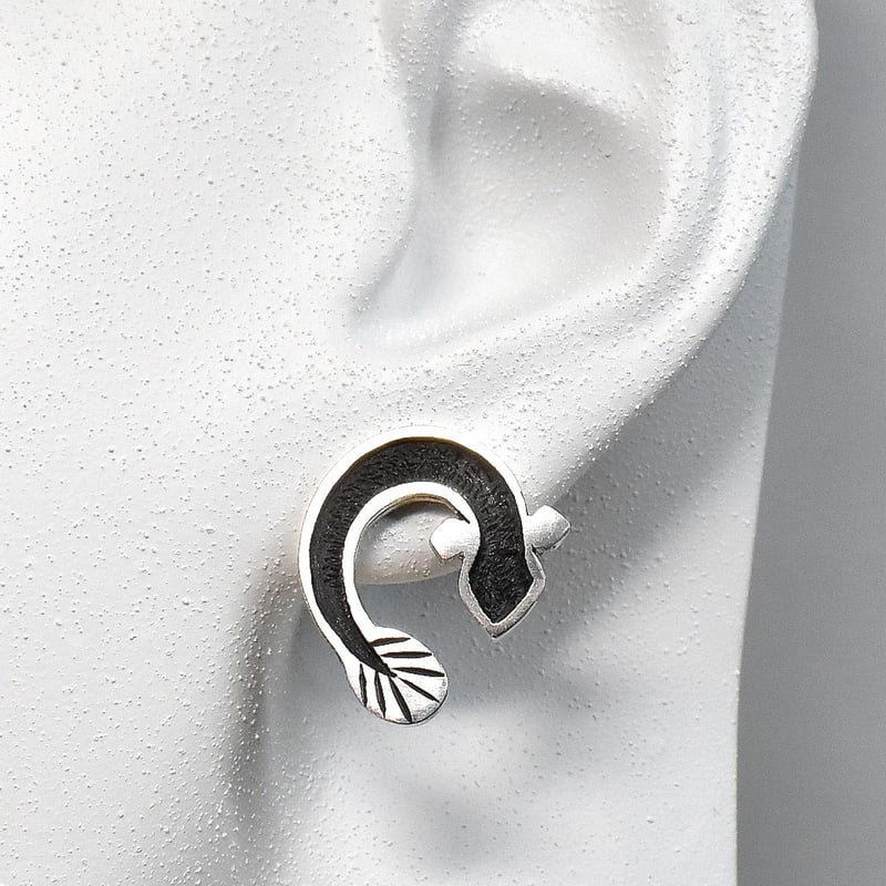 ウナギ シルバーピアス 片耳用 | シルバーアクセサリー工房アンク