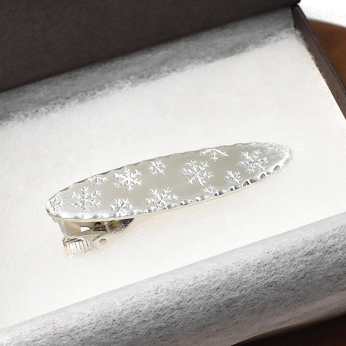 雪の結晶 楕円形 シルバーネクタイピン ストール、スカーフ留めにも