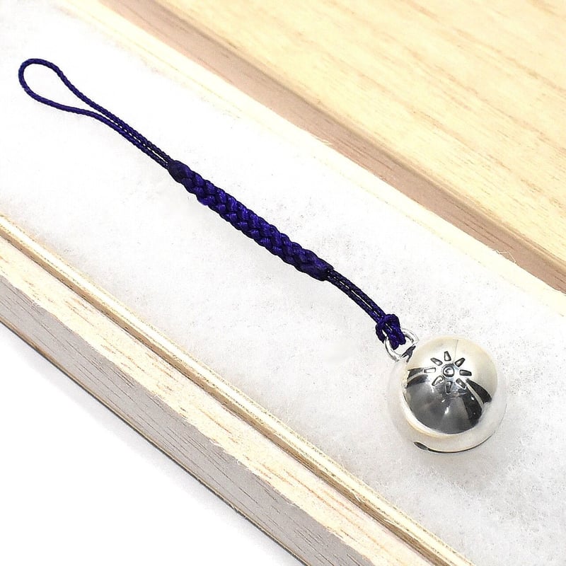 ともたん根付け2体3,5センチ 銀の鈴 太陽模様の根付 直径17mm | シルバーアクセサリー工房アンク