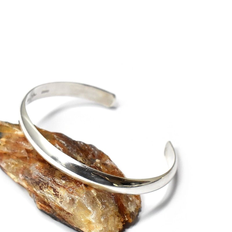甲丸 シルバーバングル 7mm幅 Mサイズ | シルバーアクセサリー