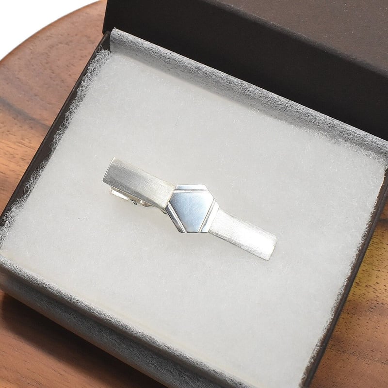 ベンゼン環 シルバーネクタイピン | シルバーアクセサリー工房アンク ベンゼン環 シルバーネクタイピン | シルバーアクセサリー工房アンク