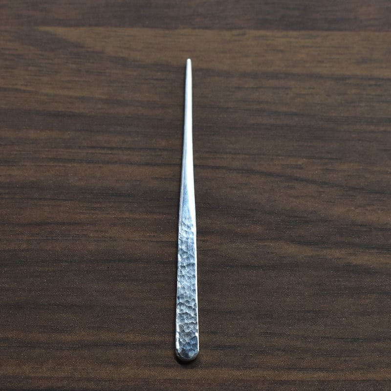 銀製 シンプル 槌目模様の菓子切り 楊枝 サイズ小 | シルバー