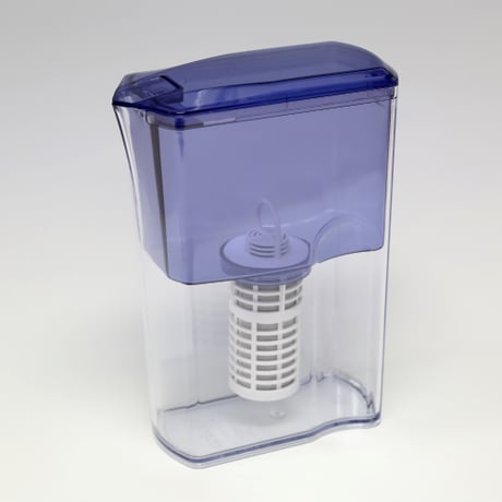 ペット用浄水器（カートリッジ1本付）8,800円（税別）