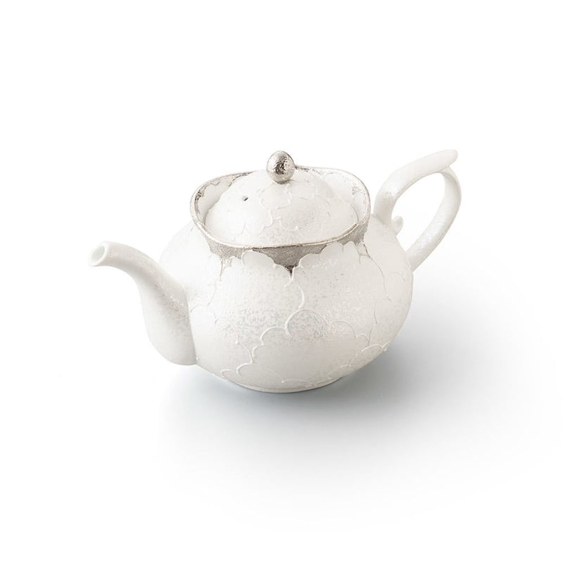 パール牡丹(プラチナ)−輪花− ポット(大) | 高級美術有田焼 柳屋 パール牡丹(プラチナ)−輪花− ポット(大) | 高級美術有田焼 柳屋