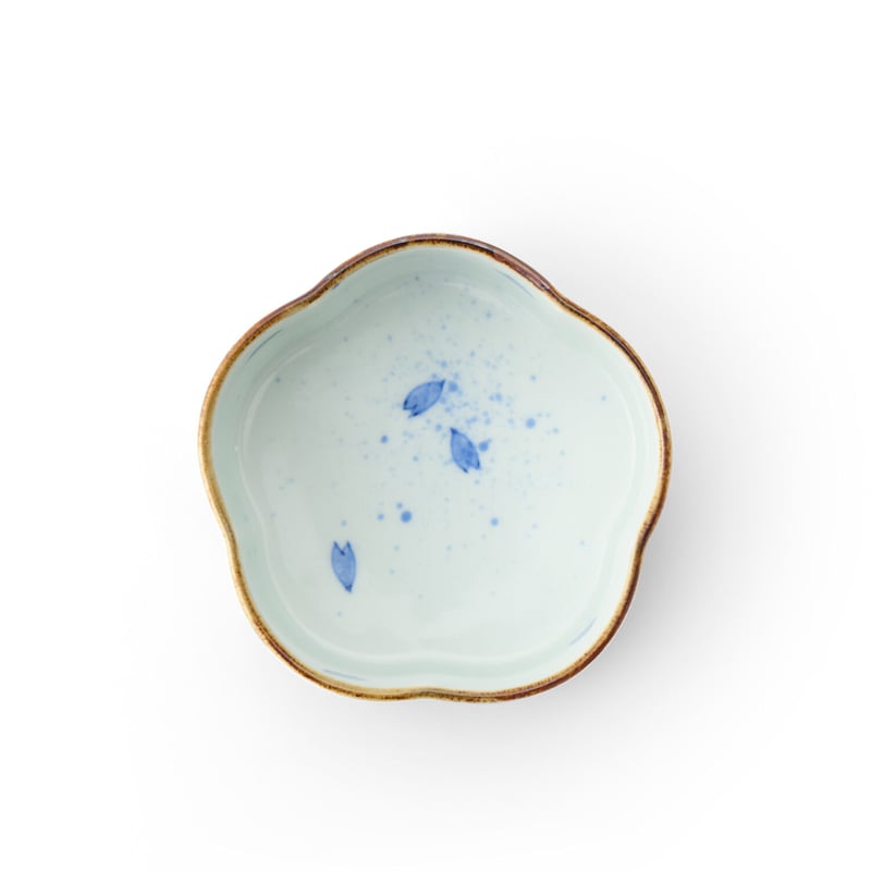 福泉窯 染付濃流水花絵花型蓋物 | 高級美術有田焼 柳屋 福泉窯 染付濃流水花絵花型蓋物 | 高級美術有田焼 柳屋