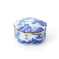 福泉窯 染付濃流水花絵花型蓋物 | 高級美術有田焼 柳屋