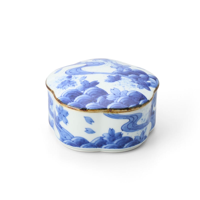 福泉窯 染付吹墨流水花絵花型蓋物 | 高級美術有田焼 柳屋