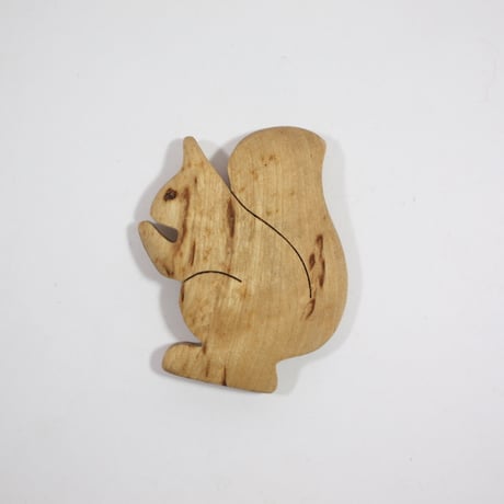 【Wood Jewel】【新品】フィンランド「ウッドジュエル」マグネット "Squirrel （リス）” 250701-151