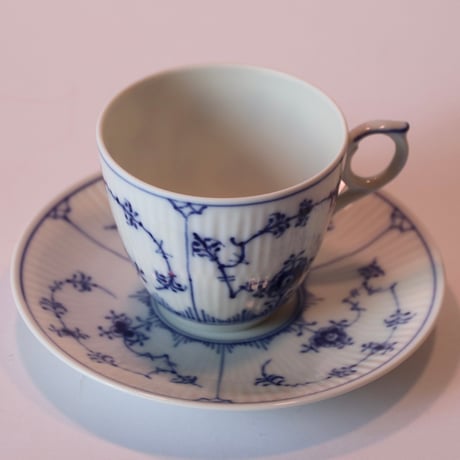 【ヴィンテージ】ロイヤルコペンハーゲン ブルーフルーテッドプレーン”Blue Fluted ” コーヒーカップ＆ソーサー 3557/3545
