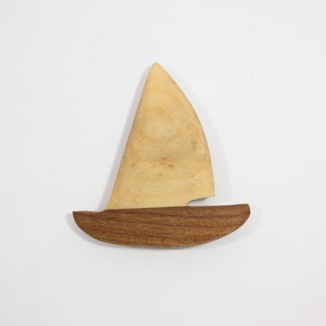 【Wood Jewel】【新品】フィンランド「ウッドジュエル」マーグネット "Sailboat（帆ボード）” 250701-078