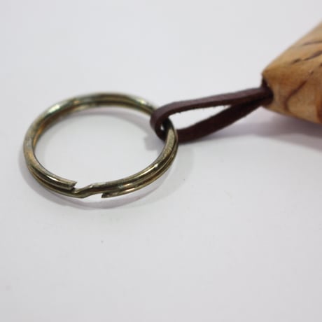 【Wood Jewel】【新品】フィンランド「ウッドジュエル」キーリング "Spruce （唐檜）” 250701-055