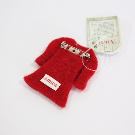 【Amica Felt】【新品】「アミカフェルト」"Clothes”ブローチ 250701-052